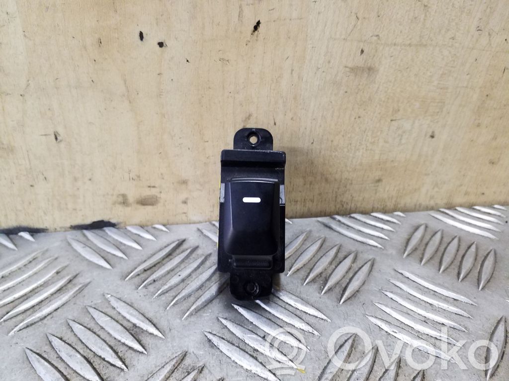 KIA Rio Electric window control switch 