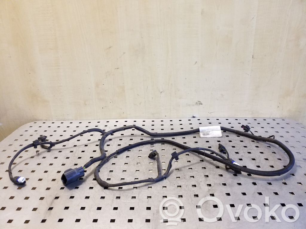 Cableado del sensor de aparcamiento (PDC)   D31254059