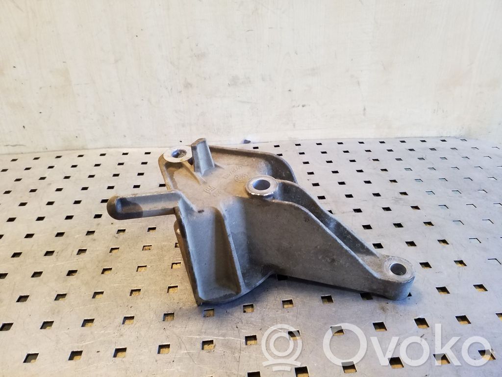 Opel Astra J Gearbox mounting bracket 