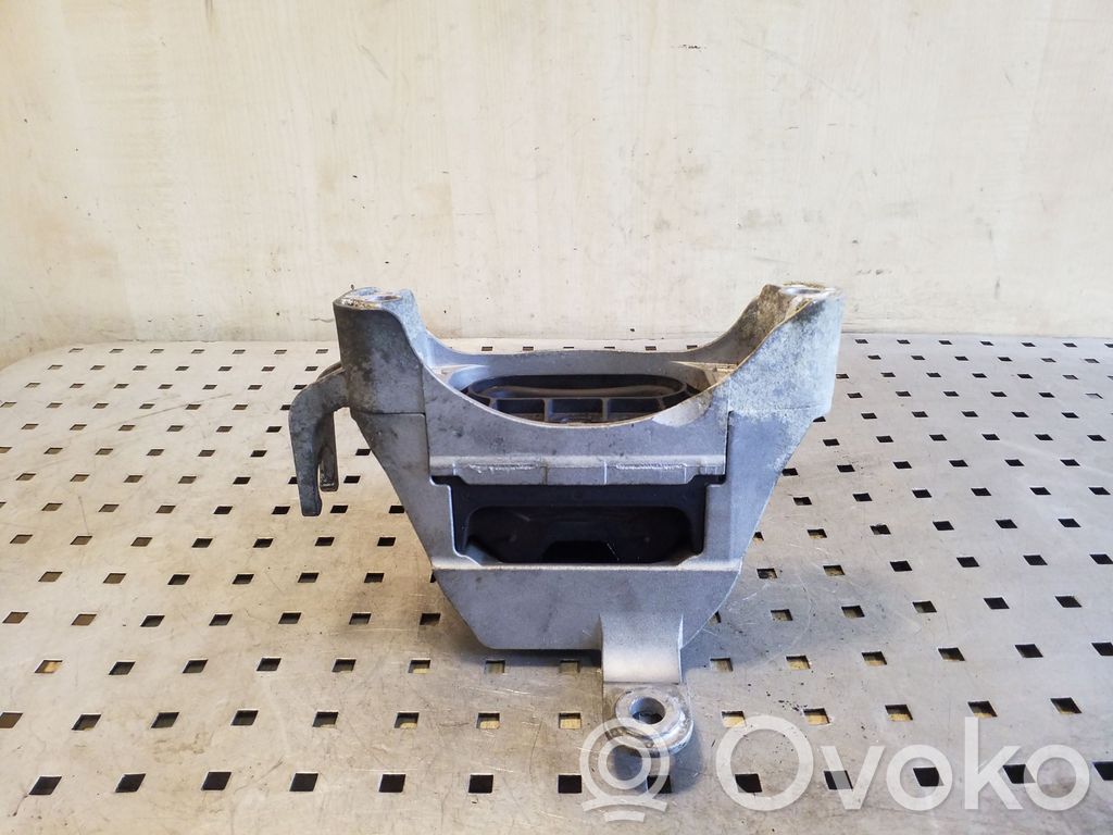 Opel Astra J Engine mount bracket 