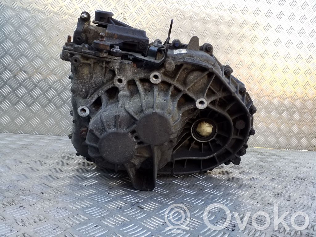 Volvo S80 Manualna 6-biegowa skrzynia biegów 