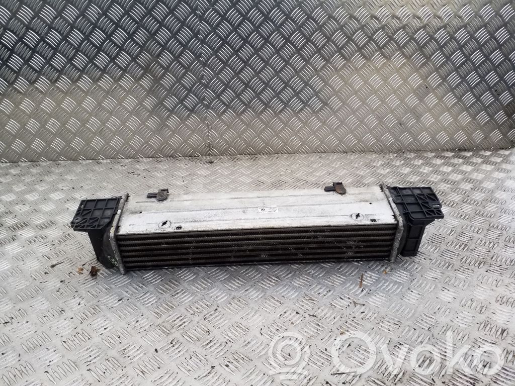 BMW 3 E90 E91 Intercooler radiator 