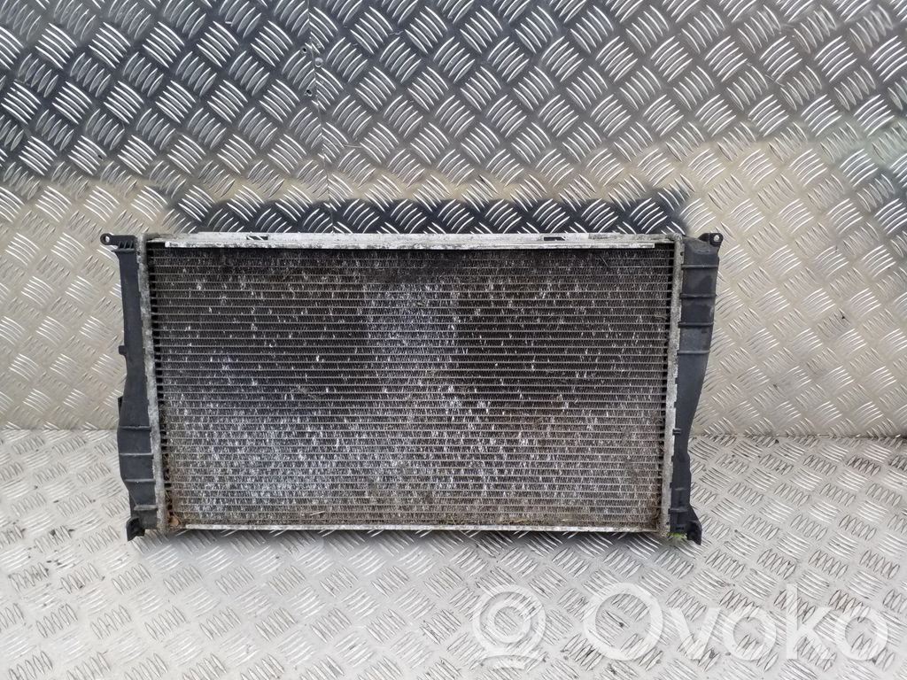 BMW 3 E90 E91 Coolant radiator 