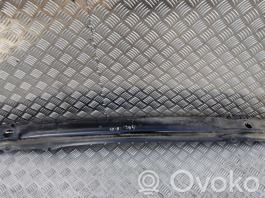 BMW 5 E60 E61 Aizmugurē bampera balka 