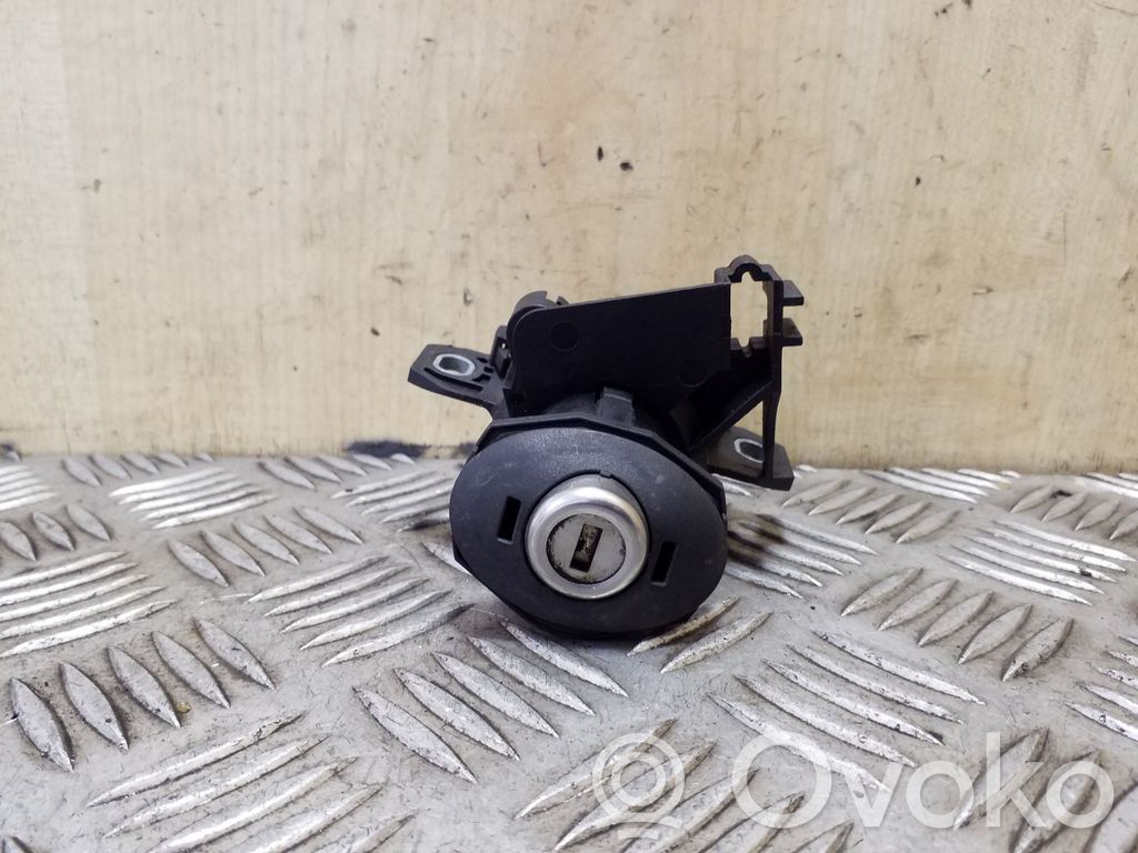 BMW 3 E90 E91 Tailgate exterior lock 