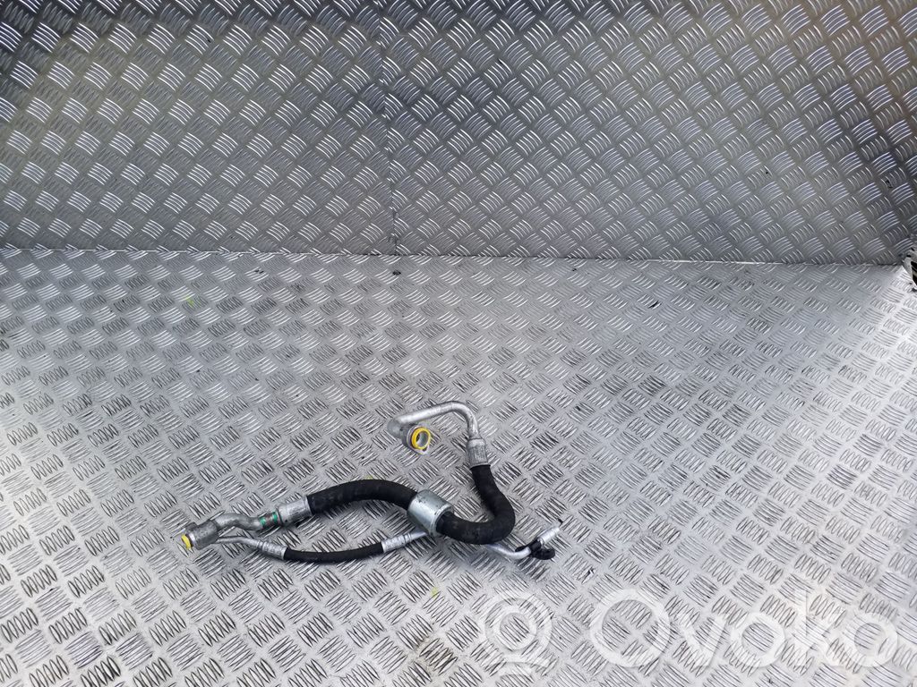BMW 3 E90 E91 Air conditioning (A/C) pipe/hose 