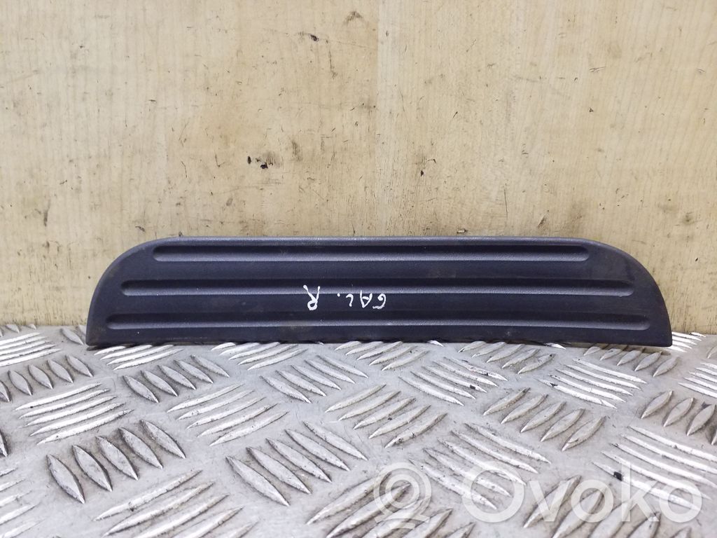 Toyota RAV 4 (XA30) Copertura del rivestimento del sottoporta posteriore