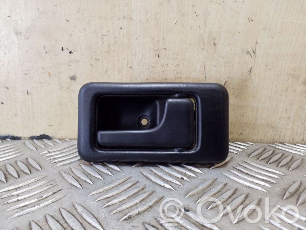Manecilla interna puerta trasera