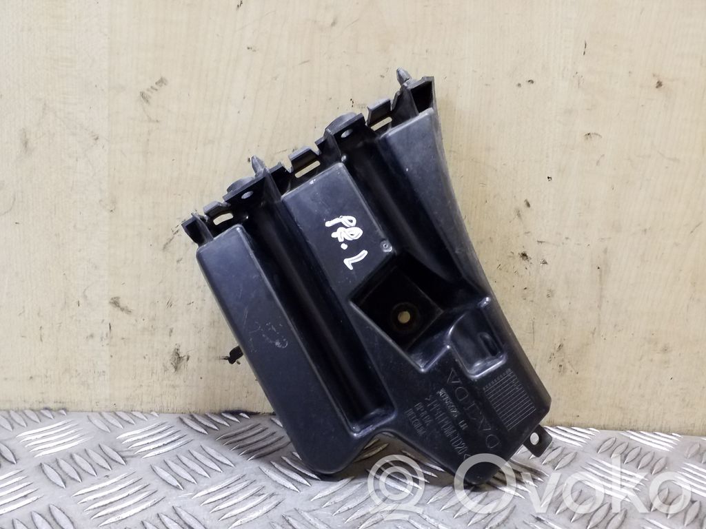 Front bumper mounting bracket   30796625