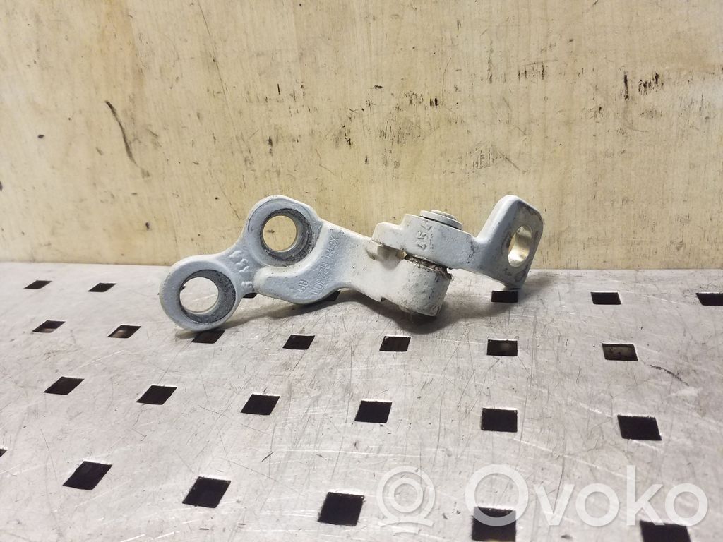 Ford Focus Front door upper hinge 