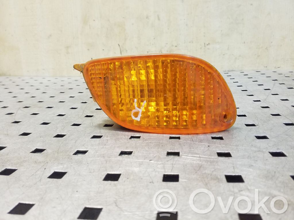 Ford Focus Front indicator light 