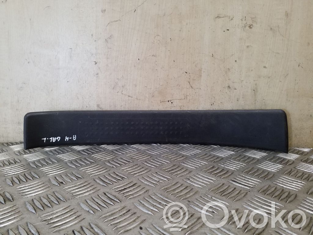 Audi A4 S4 B6 8E 8H Listwa progowa tylna 