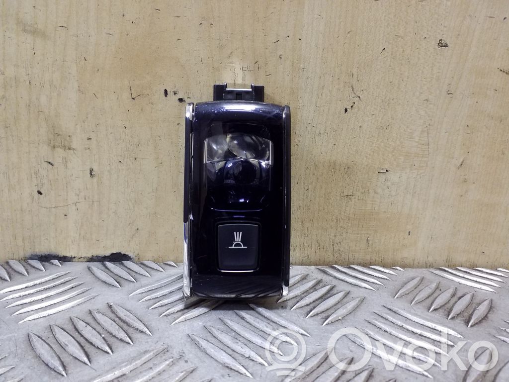 Peugeot 508 Rear seat light 