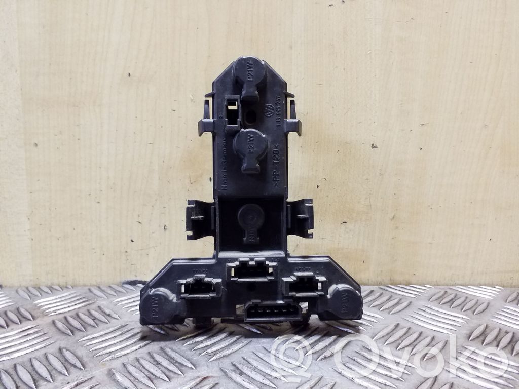 Volkswagen Golf IV Piesă lampă spate