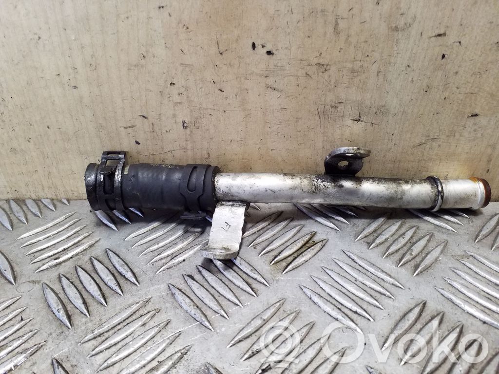 Audi A6 C7 Engine coolant pipe/hose 