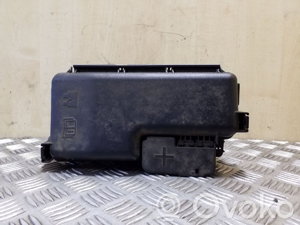 Volvo XC90 Juego de caja de fusibles 