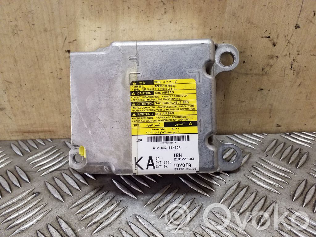 Toyota Avensis T270 Unitate/modul de comandă airbaguri 