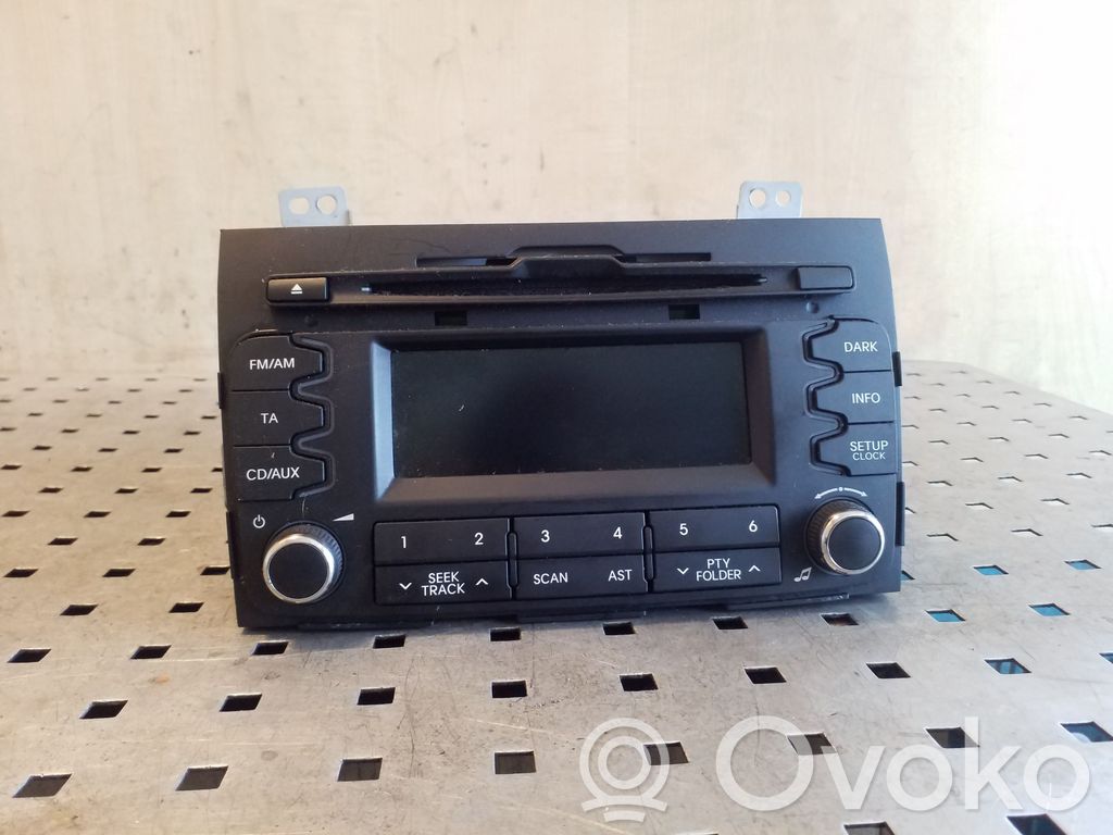 KIA Sportage Panel / Radioodtwarzacz CD/DVD/GPS 