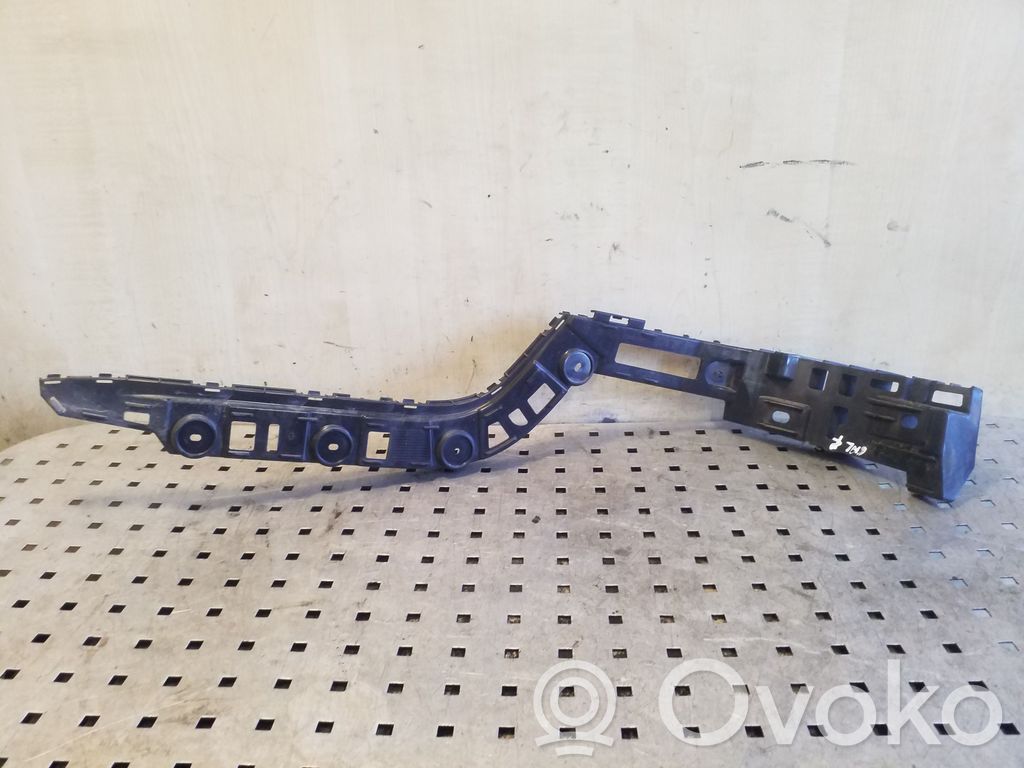 Volkswagen PASSAT B7 Suport montare bară spate 