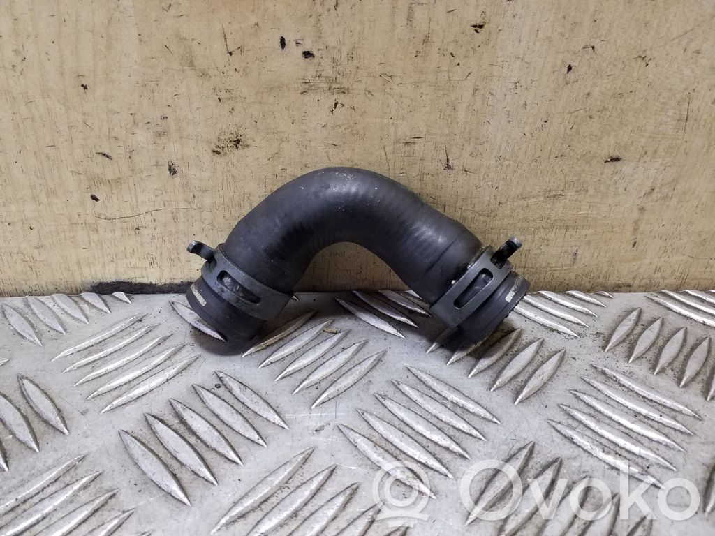 Audi A6 C7 Conductă/furtun lichid de răcire motor