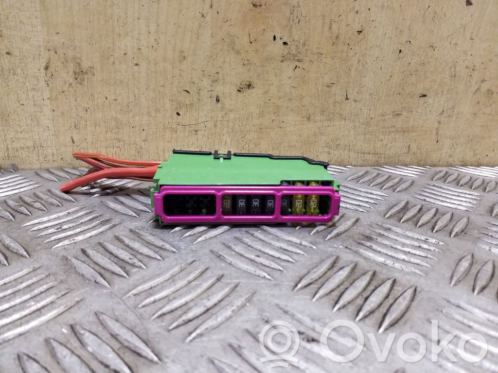 Sulakemoduuli   8K0941824G