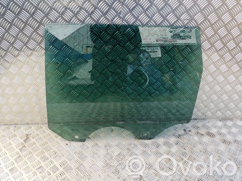 Luna de la puerta trasera