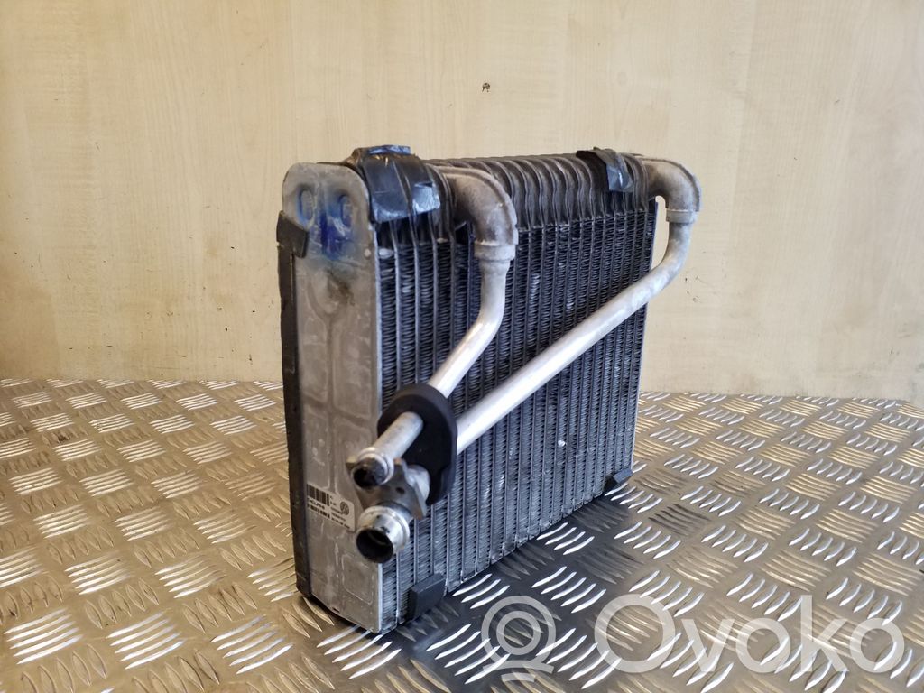 Volkswagen Touareg I Radiator (interior) aer condiționat (A/C) 
