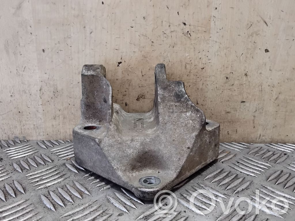 Nissan X-Trail T31 Support de boîte de vitesses