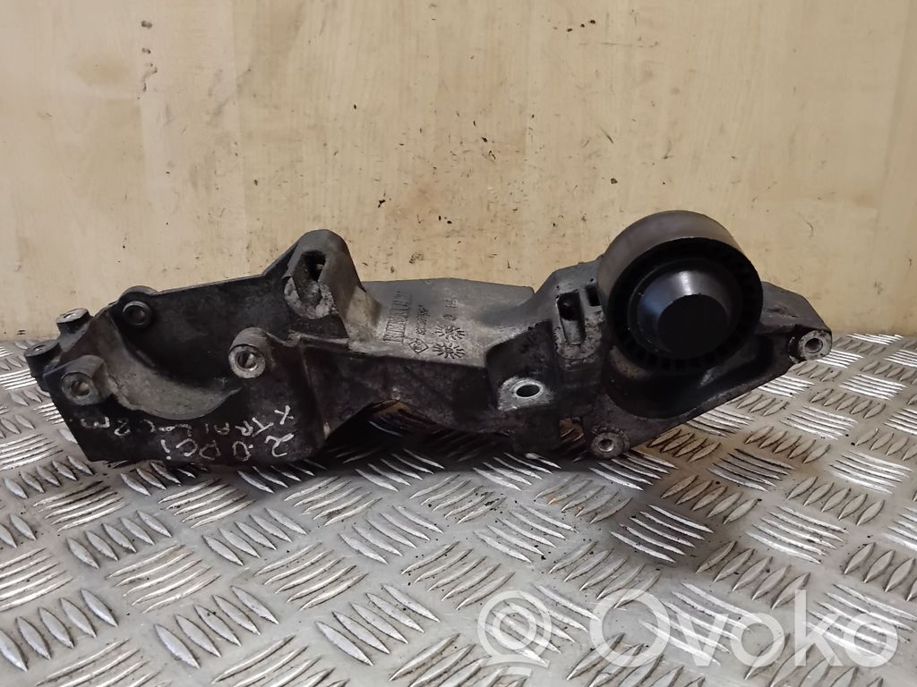 Nissan X-Trail T31 Suport generator/alternator