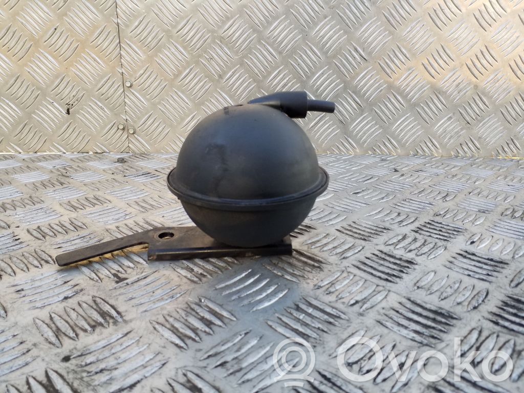 Volkswagen Polo IV 9N3 Rezervor aer vacuum 