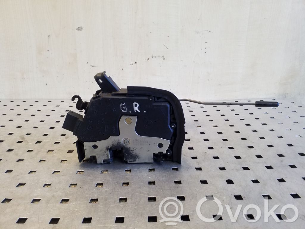 Cerradura de puerta trasera   8402602