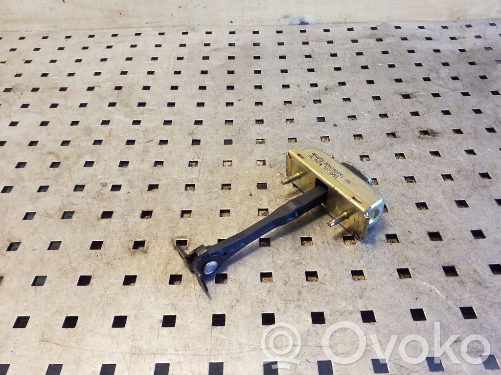 Land Rover Discovery 3 - LR3 Etuoven pidätin