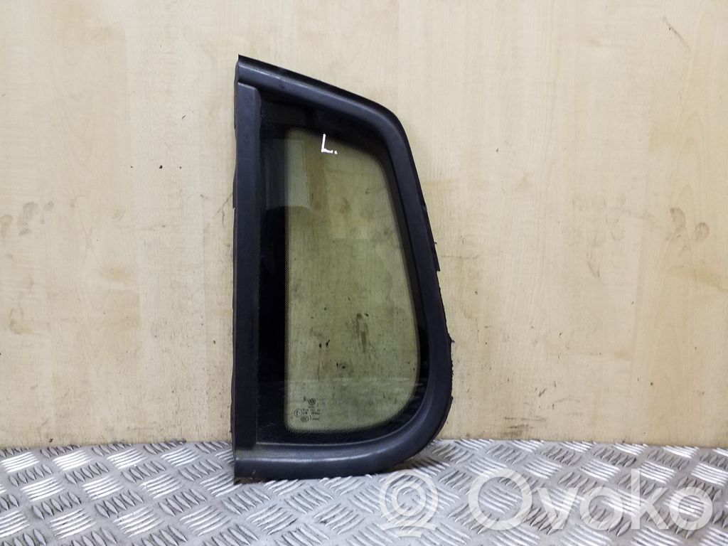 Volkswagen Tiguan Geam lateral spate 
