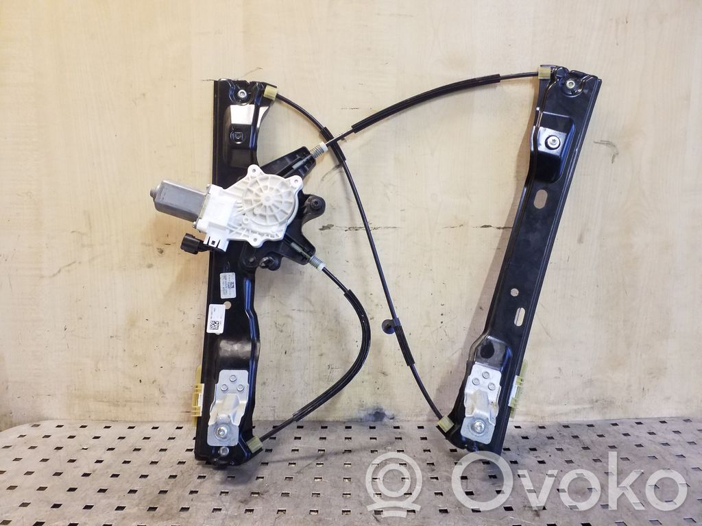 Ford Focus Front door window regulator with motor 