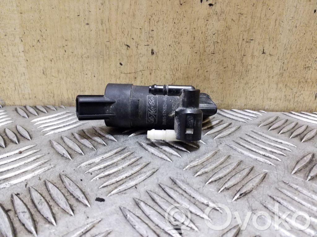 Ford Focus Windscreen/windshield washer pump 