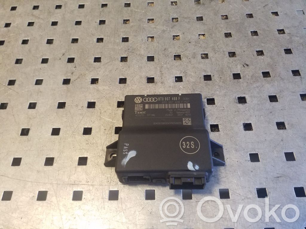 Väylän ohjainlaite   8T0907468F