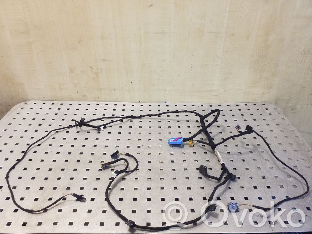 Audi Q7 4L Front door wiring loom 
