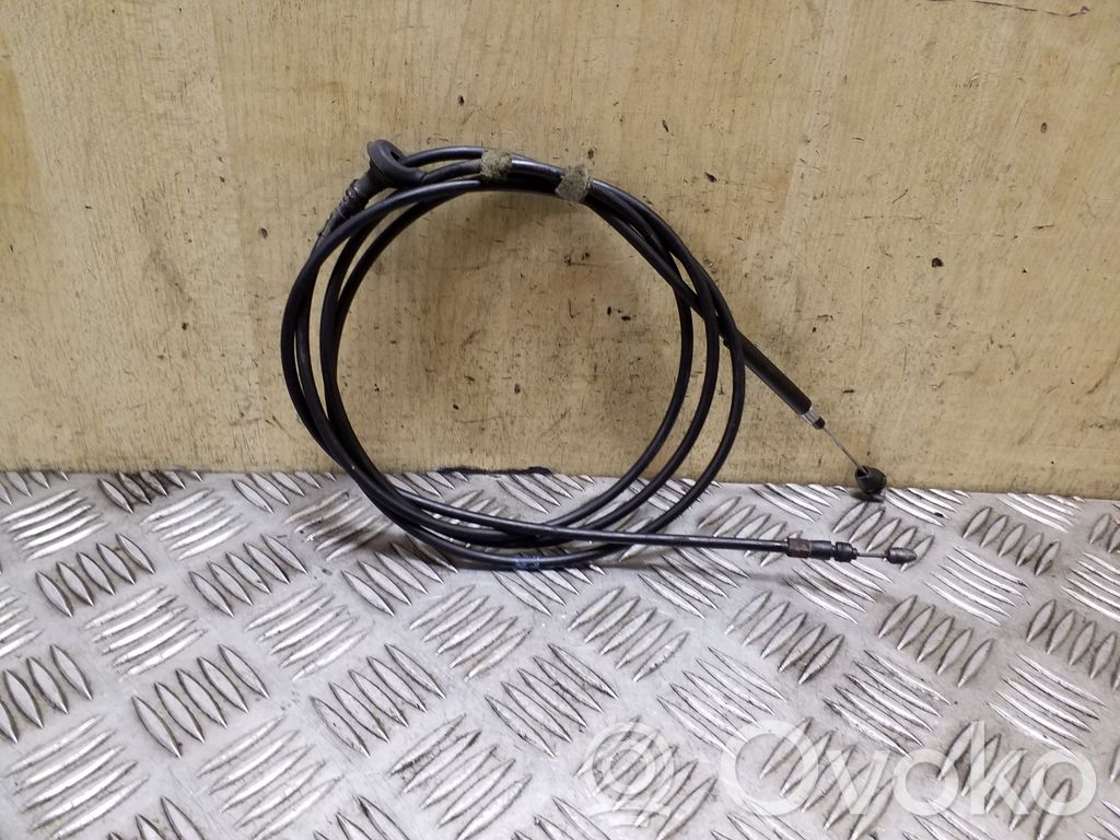 Engine bonnet/hood lock release cable