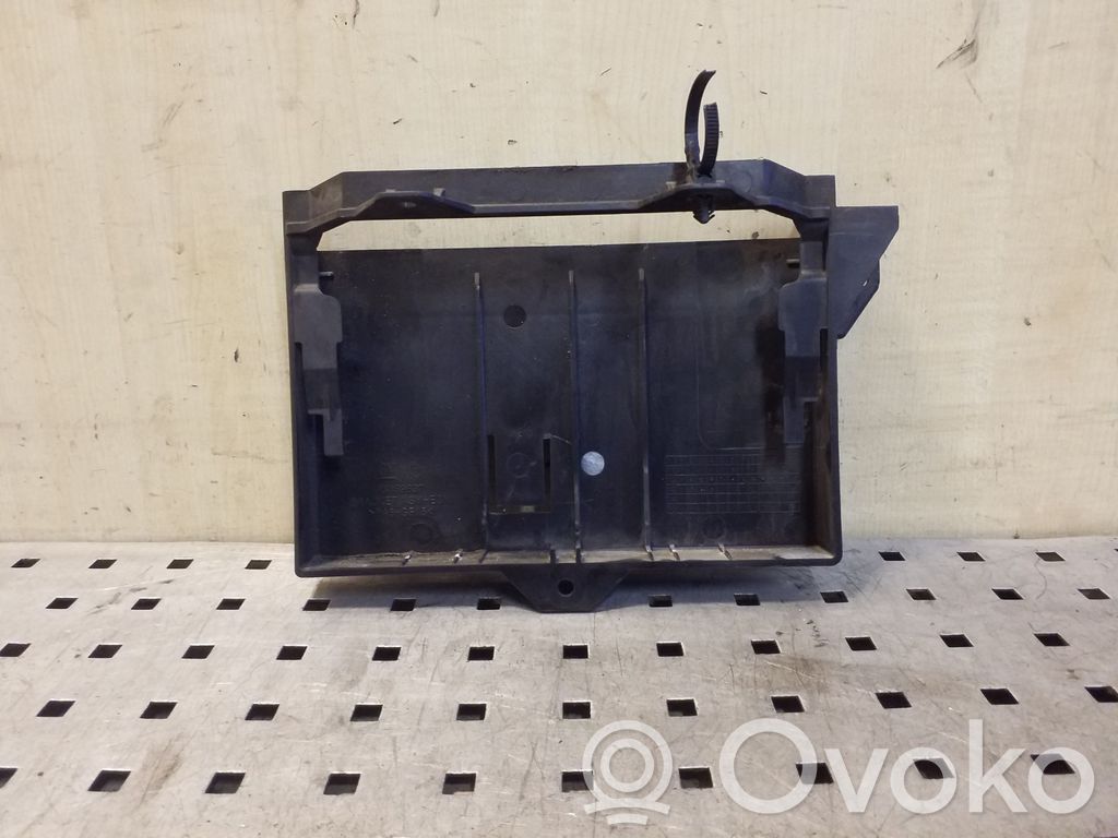 Chevrolet Captiva Other engine bay part 