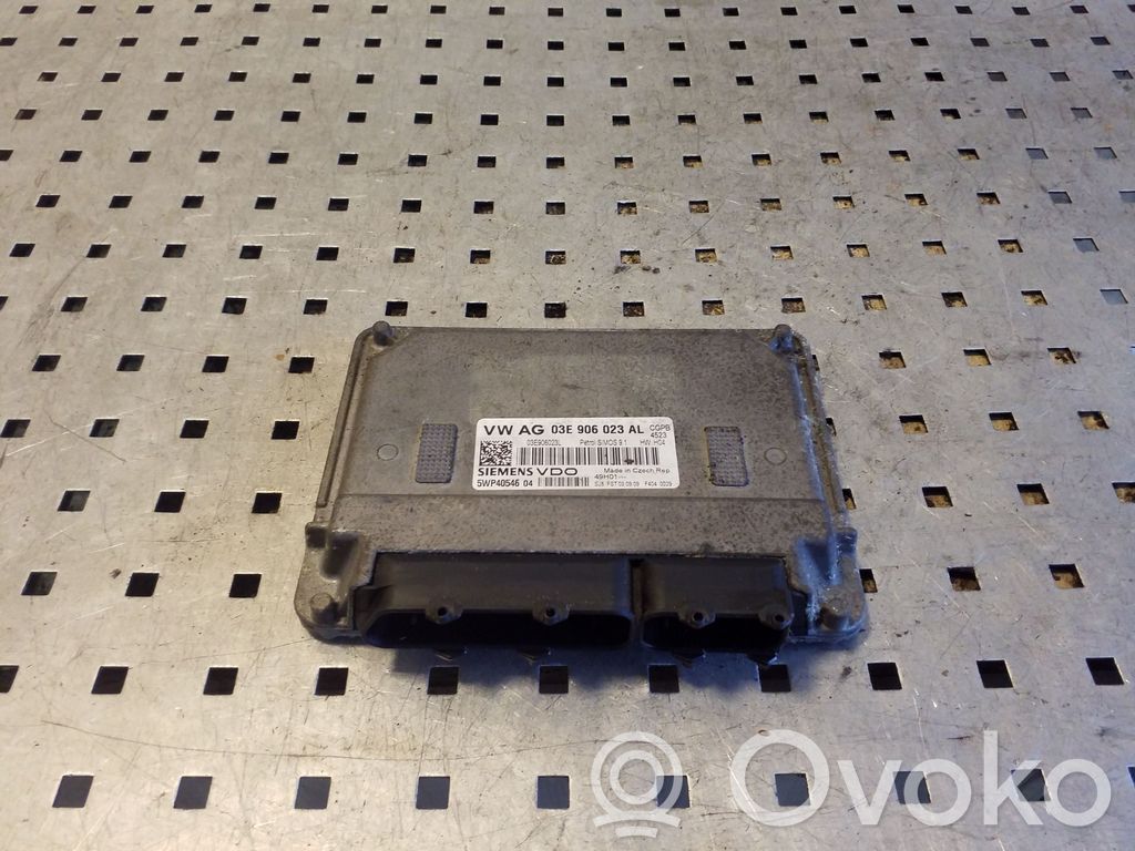 Volkswagen Polo V 6R Engine control unit/module 