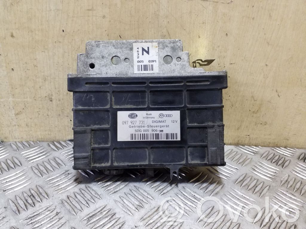 Audi 100 S4 C4 Gearbox control unit/module 
