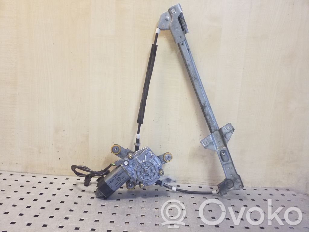 Audi A6 S6 C4 4A Regulador de puerta delantera con motor 
