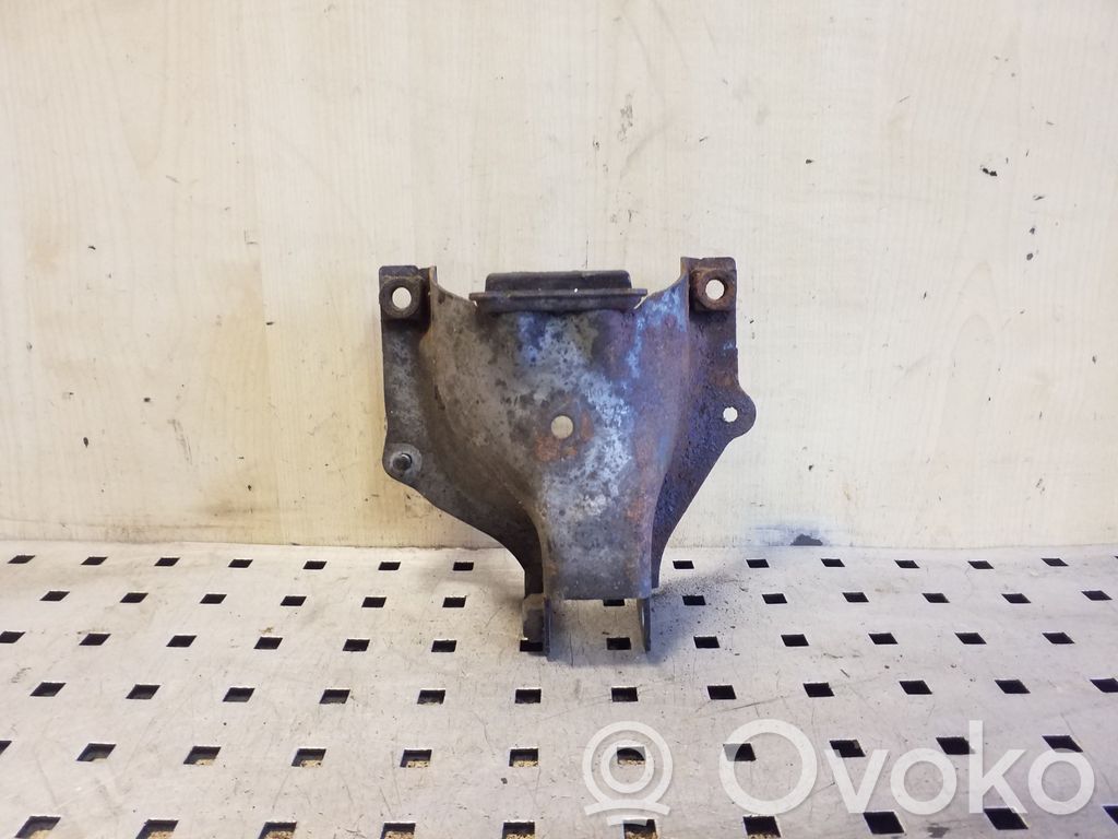 Audi A4 S4 B8 8K Engine mounting bracket 