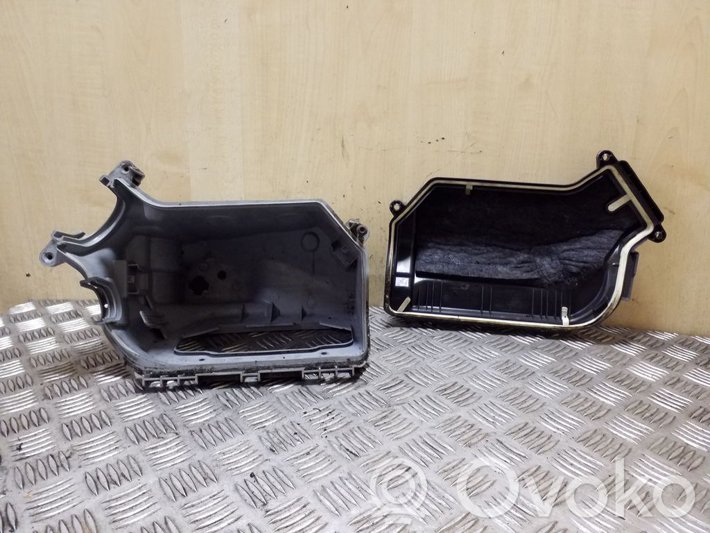 Audi A4 S4 B8 8K Set cutie siguranțe 