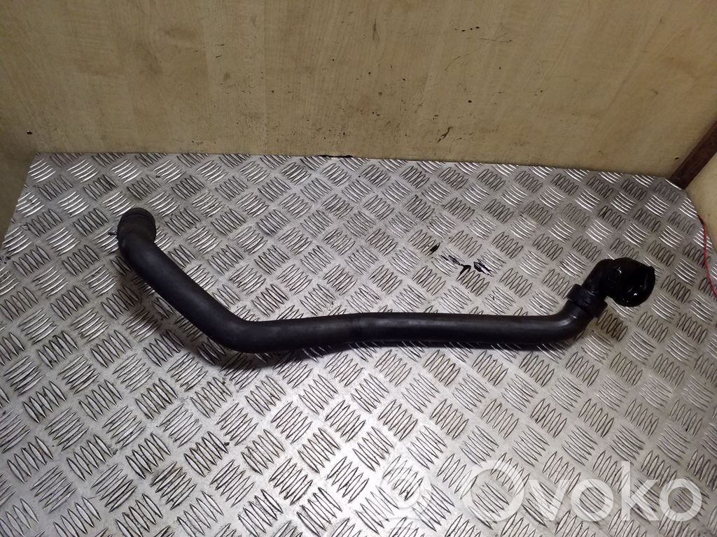 Land Rover Freelander 2 - LR2 Conductă/furtun lichid de răcire motor 