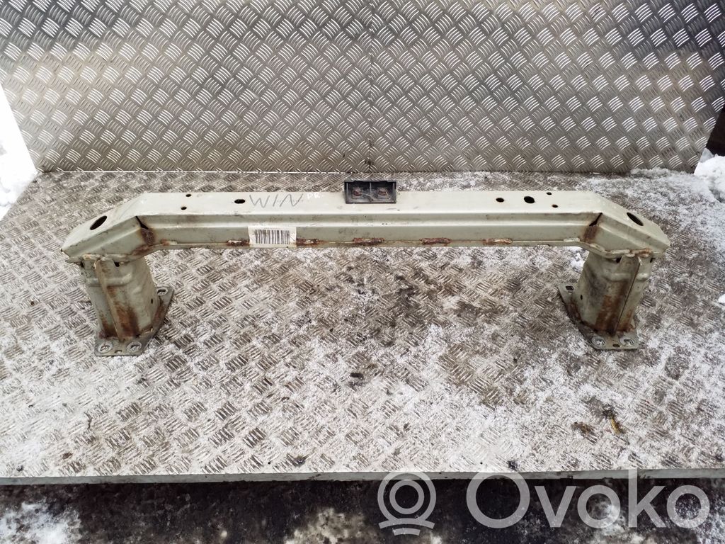 Land Rover Freelander 2 - LR2 Travesaño del parachoques delantero