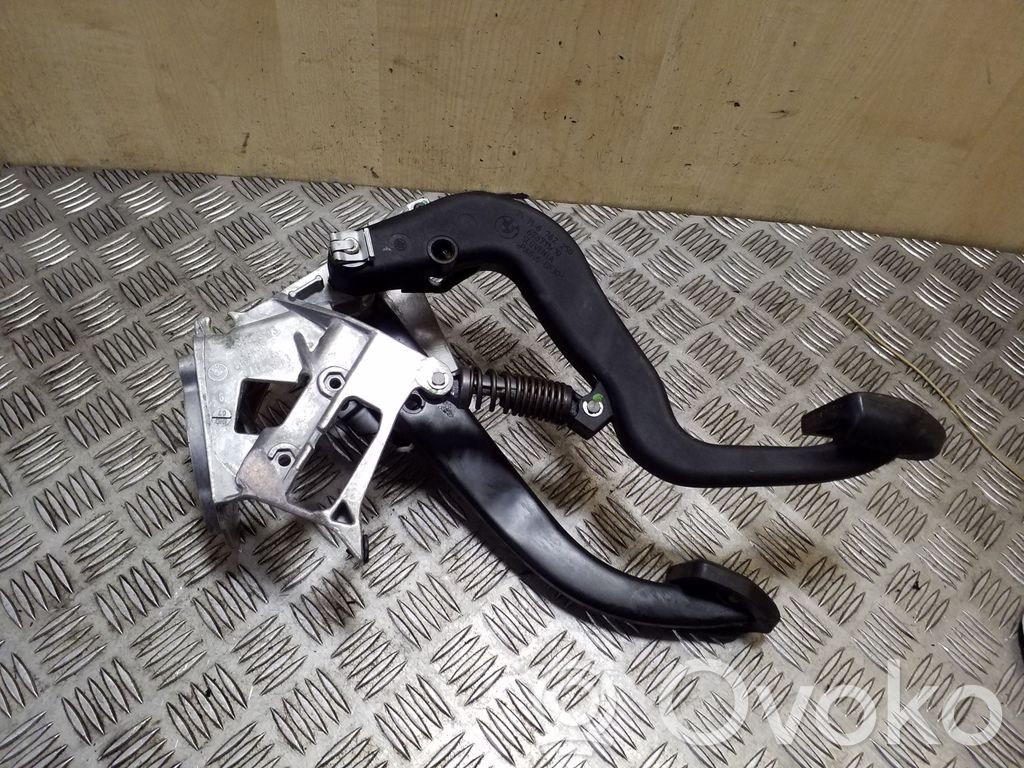 Assemblage pédale   678711,678710,35316762250,6762250