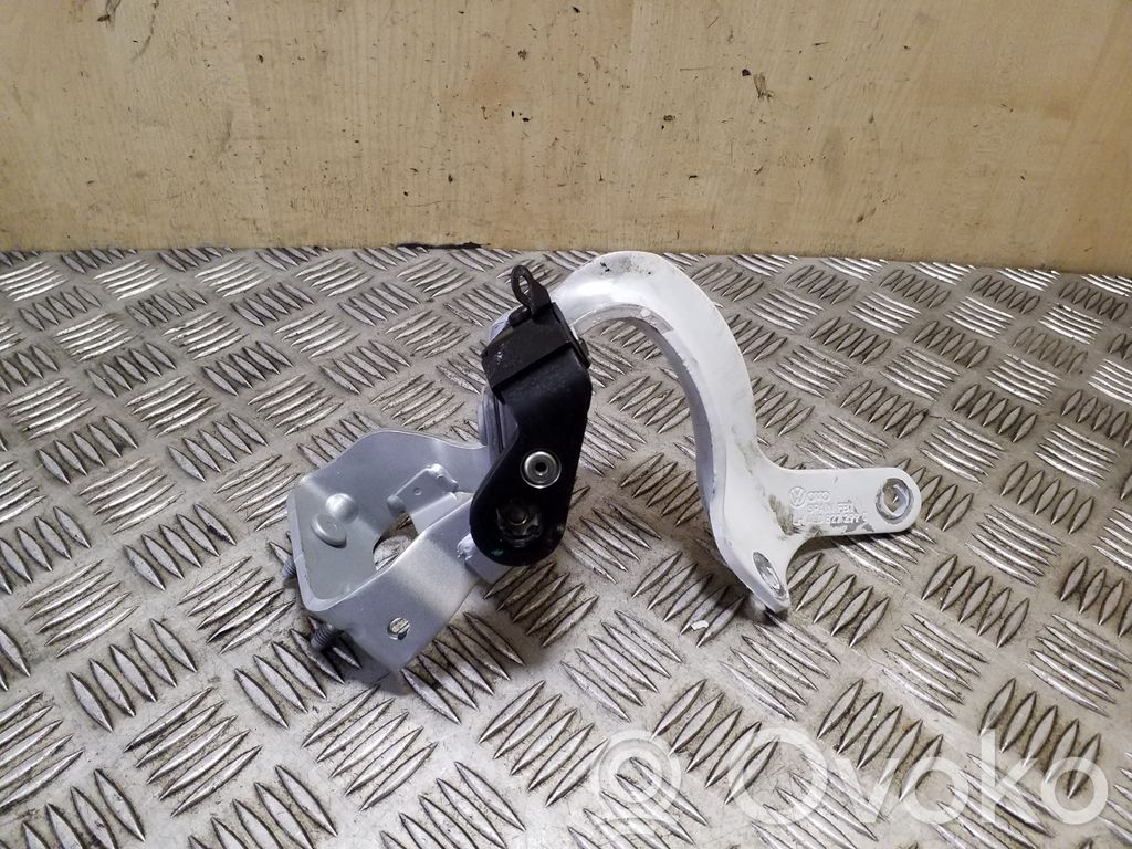 Zawias klapy tylnej bagażnika   4L0827299C