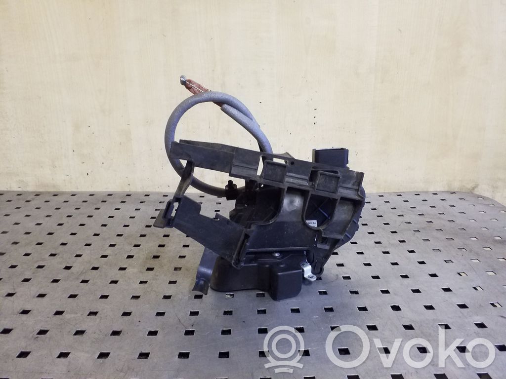 Ford Mondeo MK IV Takaoven lukko 