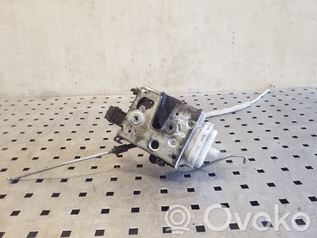 Audi A6 S6 C4 4A Serratura portiera anteriore